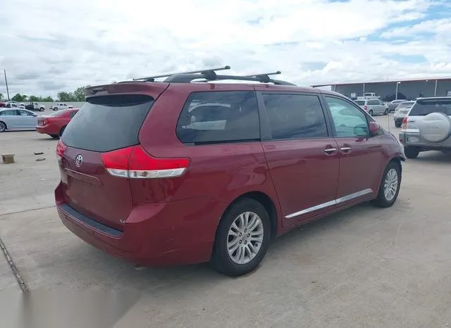 5TDYK3DC2DS402169 2013 2013 Toyota Sienna- Xle V6 8 Passenger 4