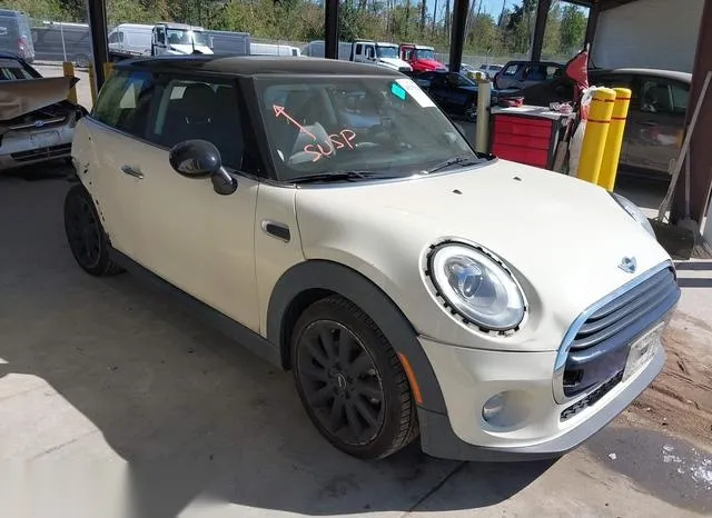 WMWXP5C59J2D71730 2018 2018 Mini Hardtop- Cooper/Oxford Edition 1