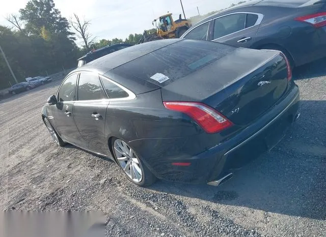 SAJWA1CB9BLV09940 2011 2011 Jaguar XJ 3