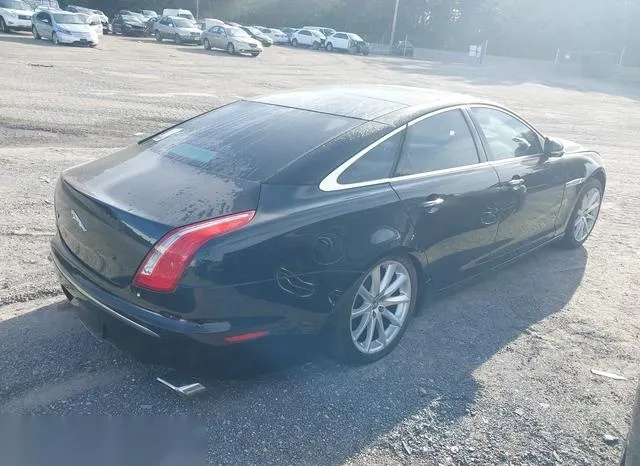 SAJWA1CB9BLV09940 2011 2011 Jaguar XJ 4