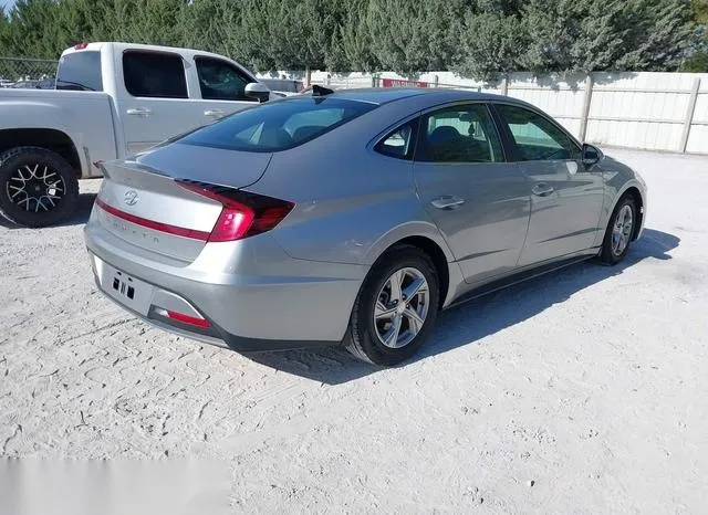 5NPEG4JA7MH090398 2021 2021 Hyundai Sonata- SE 4