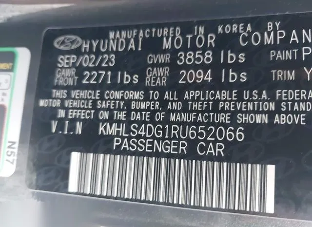 KMHLS4DG1RU652066 2024 2024 Hyundai Elantra- Sel 9