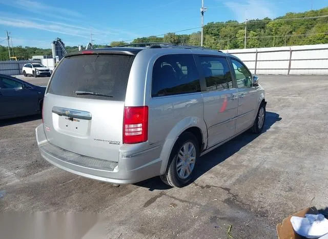 2A4RR7DX2AR457407 2010 2010 Chrysler Town and Country- New L 4