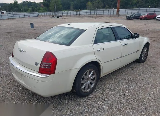 2C3LA63H57H767111 2007 2007 Chrysler 300C 4