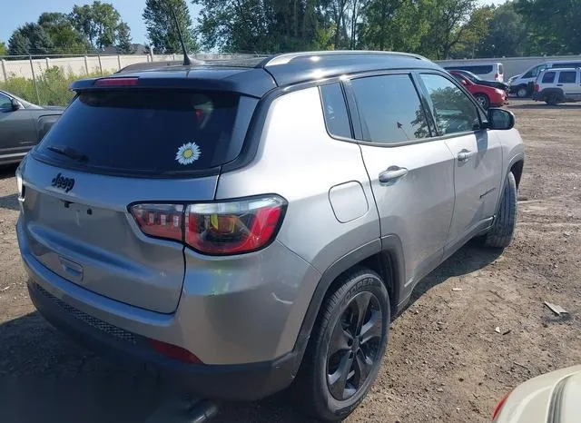 3C4NJCBB0JT327280 2018 2018 Jeep Compass- Altitude Fwd 4