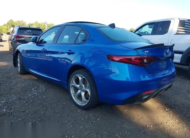 ZARFAEEN3J7575121 2018 2018 Alfa Romeo Giulia- Ti Sport Awd 3