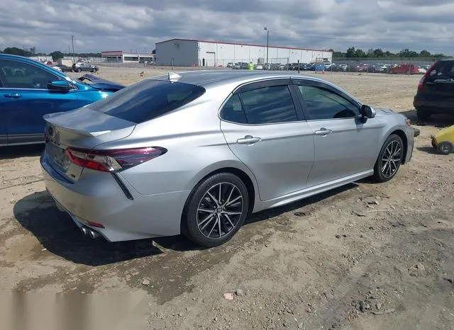 4T1G11AK4MU451556 2021 2021 Toyota Camry- SE 4