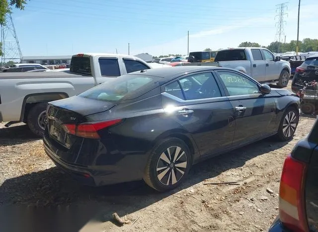 1N4BL4DV8MN338936 2021 2021 Nissan Altima- Sv Fwd 4