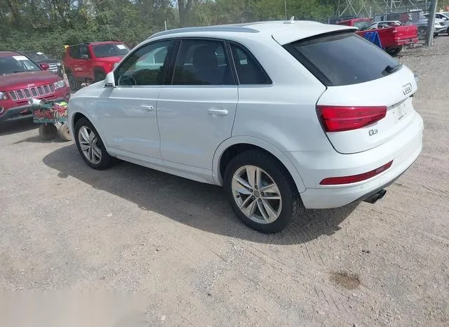 WA1JCCFS3HR009377 2017 2017 Audi Q3- 2-0T Premium 3