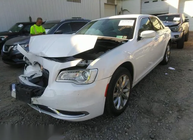 2C3CCARGXNH139733 2022 2022 Chrysler 300- Touring Awd 2