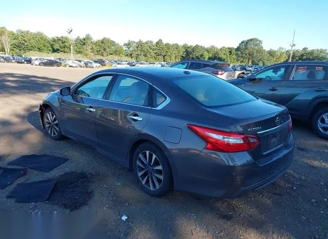 1N4AL3AP8HC217384 2017 2017 Nissan Altima- 2-5 SL 3