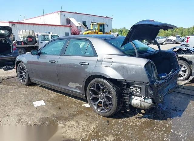 2C3CCAAG4KH675987 2019 2019 Chrysler 300- Touring 3