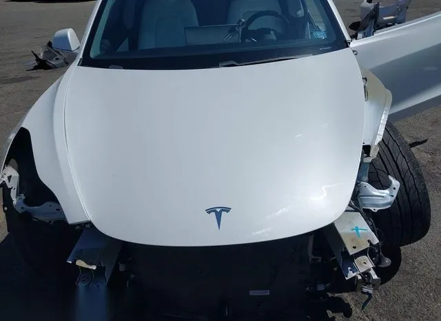 5YJ3E1EB5KF231768 2019 2019 Tesla Model 3- Long Range/Perfo 10