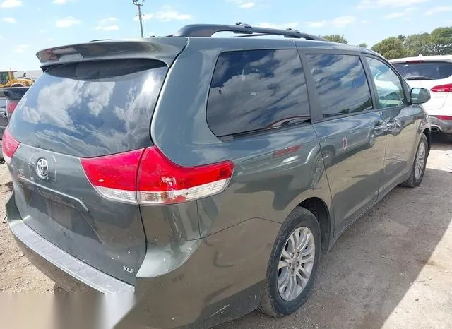 5TDYK3DC7ES522504 2014 2014 Toyota Sienna- Xle V6 8 Passenger 4