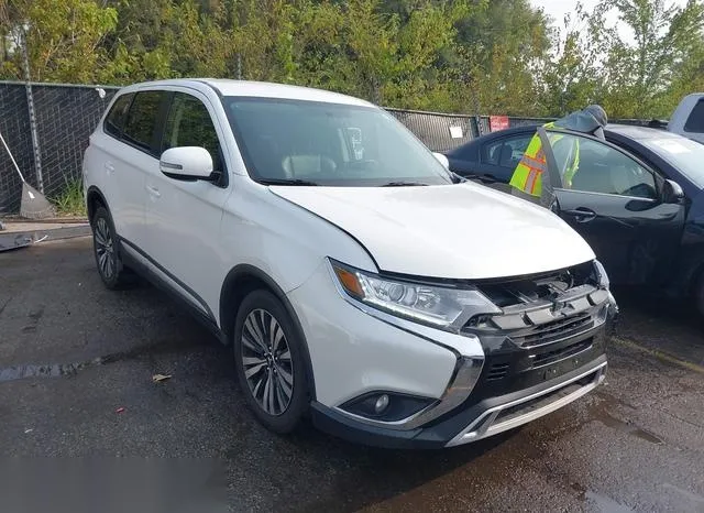 JA4AZ3A32KZ032364 2019 2019 Mitsubishi Outlander- SE 1