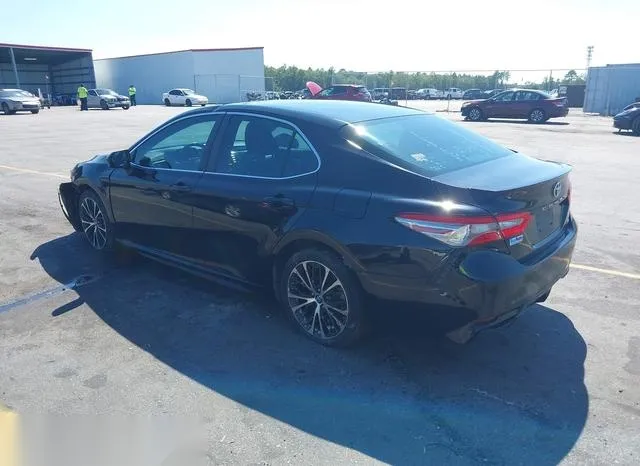 4T1B11HKXJU056373 2018 2018 Toyota Camry- SE 3