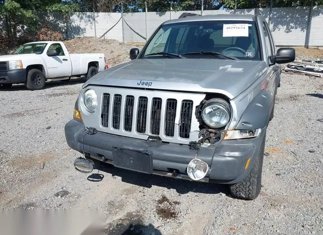 1J4GL38K15W500986 2005 2005 Jeep Liberty- Renegade 6