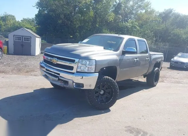 3GCUKSE27DG265923 2013 2013 Chevrolet Silverado 1500- LT 2