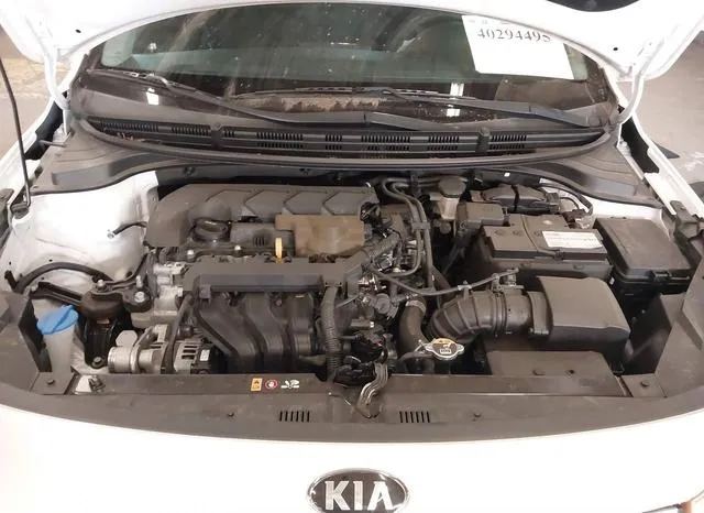 3KPA24AD0LE298181 2020 2020 KIA Rio- LX 10