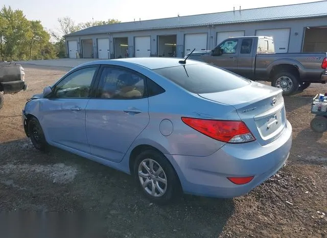 KMHCT4AE0CU242902 2012 2012 Hyundai Accent- Gls 3