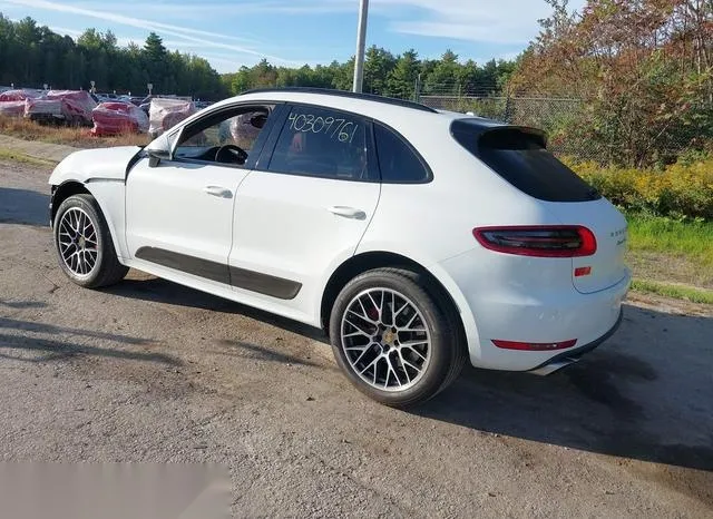 WP1AF1A54FLB94220 2015 2015 Porsche Macan 3