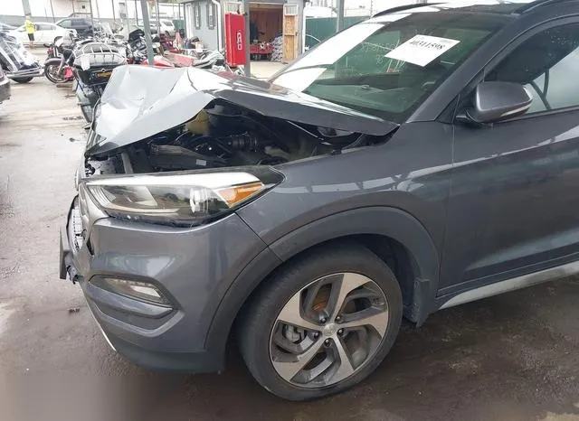 KM8J3CA25HU554650 2017 2017 Hyundai Tucson- Value 6