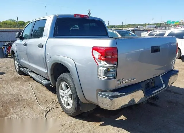 5TFEY5F19AX085862 2010 2010 Toyota Tundra- Grade 5-7L V8 3