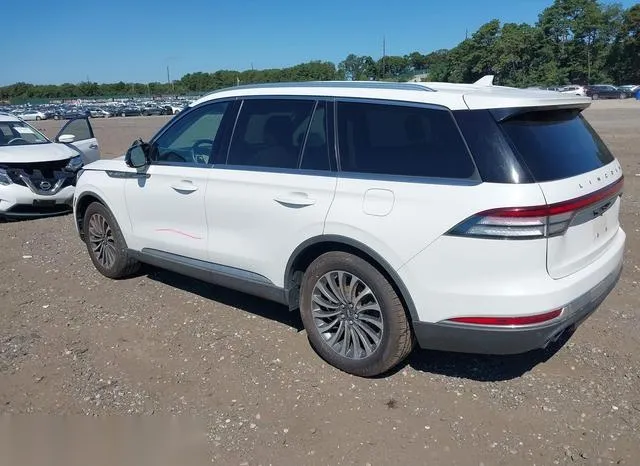 5LM5J7XC9LGL06419 2020 2020 Lincoln Aviator- Reserve 3