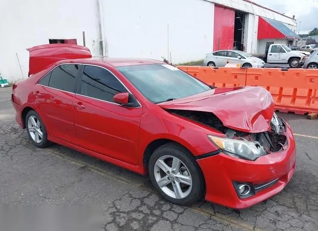 4T1BF1FK3EU830585 2014 2014 Toyota Camry- SE 1