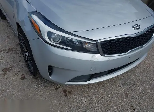 3KPFK4A7XHE107096 2017 2017 KIA Forte- LX 6