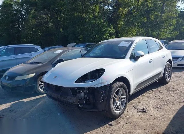 WP1AA2A56JLB06670 2018 2018 Porsche Macan 2