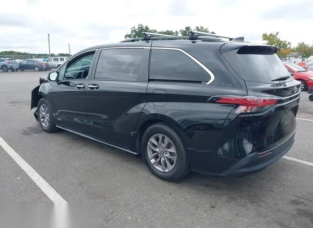 5TDJRKEC3MS017287 2021 2021 Toyota Sienna- Xle 3