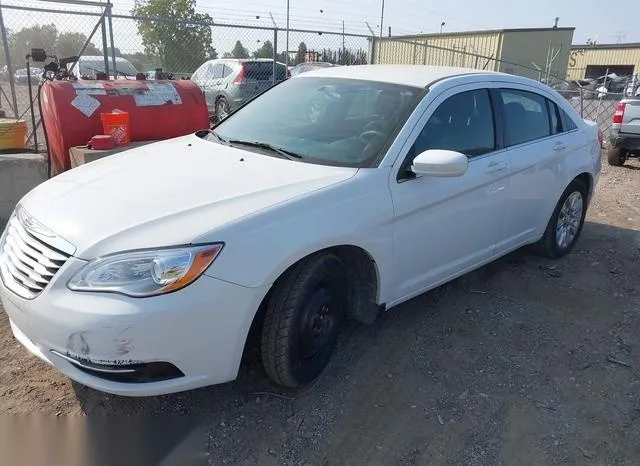 1C3CCBAB2EN170617 2014 2014 Chrysler 200- LX 2