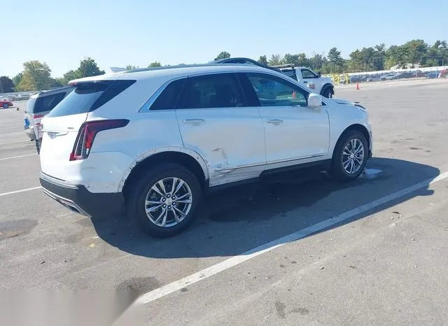 1GYKNDRS6NZ151038 2022 2022 Cadillac XT5- Awd Premium Luxury 4