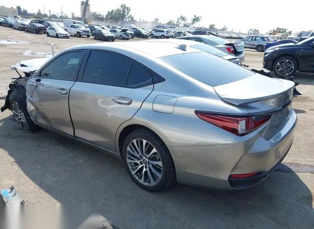 58ADA1C11MU001461 2021 2021 Lexus ES- 300H 3