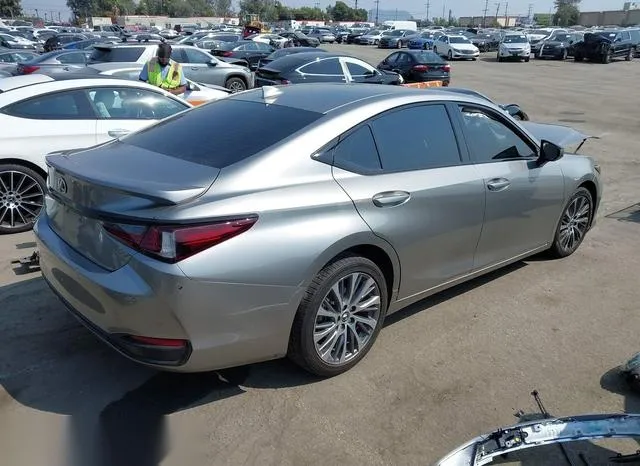 58ADA1C11MU001461 2021 2021 Lexus ES- 300H 4