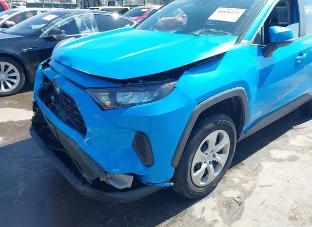 2T3G1RFV0KW052018 2019 2019 Toyota RAV4- LE 6