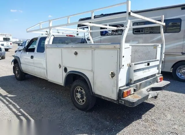 1GBHC29U37E142629 2007 2007 Chevrolet Silverado- C2500 Heav 3