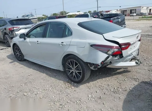 4T1T11BKXRU113423 2024 2024 Toyota Camry- SE 3