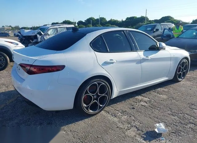 ZARFAMBN7N7662461 2022 2022 Alfa Romeo Giulia- Ti Rwd 4