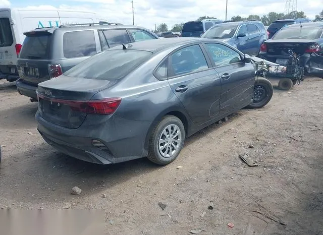 3KPF24AD6RE805518 2024 2024 KIA Forte- LX 4