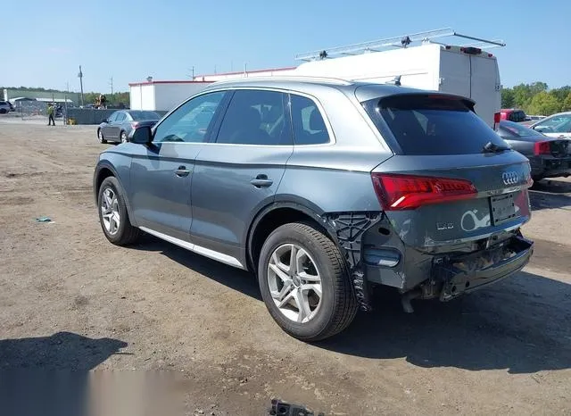 WA1ANAFY8K2137424 2019 2019 Audi Q5- 45 Premium 3