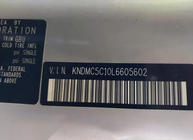 KNDMC5C10L6605602 2020 2020 KIA Sedona- EX 9