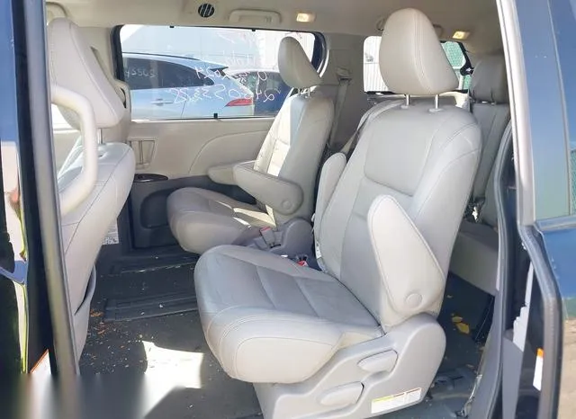 5TDYZ3DC4KS017981 2019 2019 Toyota Sienna- Xle 8 Passenger 8