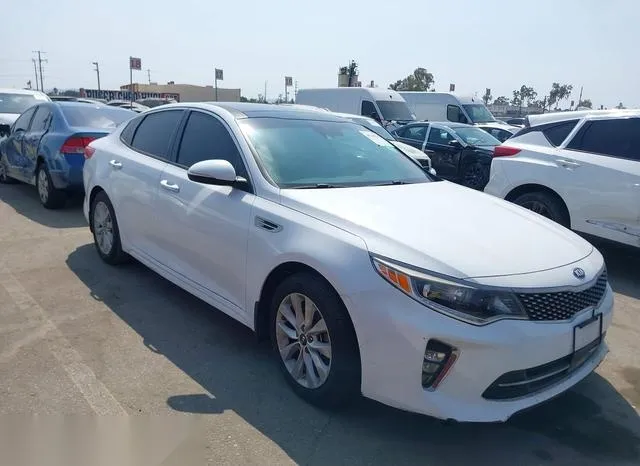 5XXGU4L35JG205698 2018 2018 KIA Optima- EX 1