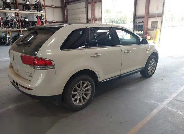 2LMDJ8JK1DBL16458 2013 2013 Lincoln MKX 4