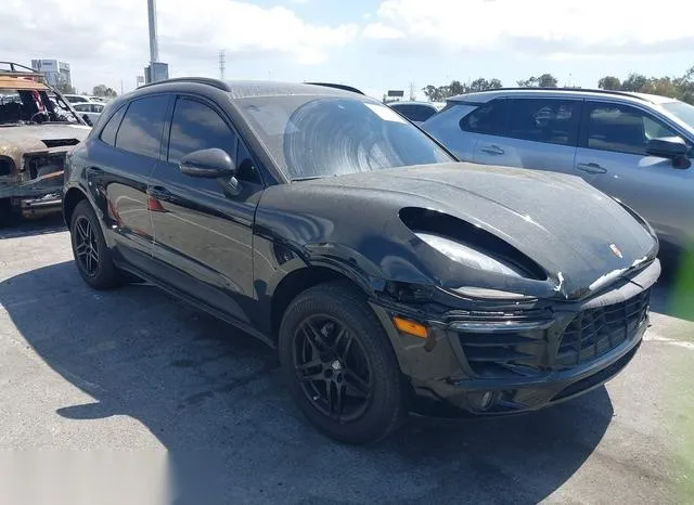 WP1AA2A54JLB06957 2018 2018 Porsche Macan 1