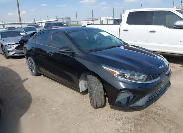 3KPF24AD0NE491861 2022 2022 KIA Forte- Lxs 1