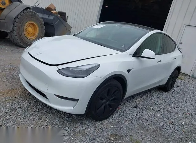 7SAYGDED8RA301132 2024 2024 Tesla Model Y- Long Range Dual 2