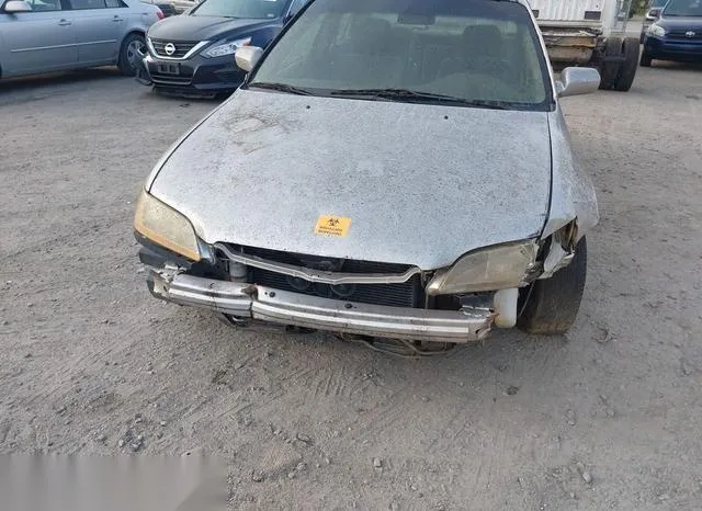 1HGCG5546WA185452 1998 1998 Honda Accord- LX 6